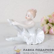 HP-Ф / Статуэтка «Юная балерина занимается» пастель 11 см фарфор HP3203 