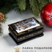 УК-К / Шкатулка из камня «Ларец с каменной росписью» 12х8х9см змеевик 1042 