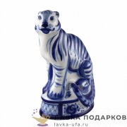 Гжель / Фигурка года «Тигр на подставке» 19 х 12 х 08 см. авт. Сафронов С. 