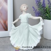 HP-Ф / Статуэтка «Девочка танцует» большая 17см фарфор пастель коллекционная HP203 