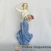 Seltmann / Статуэтка «Девушка в тунике с розами» 30 х 14 см. пастель с позолотой 697.6452 (070) 
