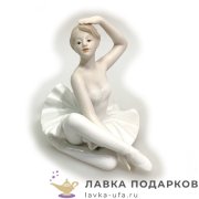 HP-Ф / Статуэтка фарфоровая «Балерина перед выступлением», 13 см, белая пастель, HP-3192 