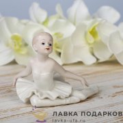 HP-Ф / Статуэтка фарфоровая «Юная балерина занимается», 13 см, белая пастель, HP-2022 