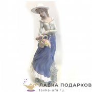 Seltmann / Статуэтка «Девушка с корзинкой роз» 28 х 16 см. пастель + позолота ХР_023 