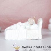 HP-Ф / Статуэтка «Малышка с котенком в кроватке» малая 7см фарфор розовая пастель HP3145 