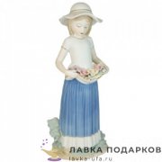 Seltmann / Фигурка «Девочка в шляпке с подносом роз» 30 х 14 см. пастель с позолотой 697.6448 (093) 