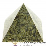 УК / Сувенир из камня «Пирамида» 06 х 06 х 06 см. змеевик 3761 