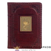 Макей / Ежедневник недатированный А5, обложка кожа с накладкой «Медик» цв. бордовый + зол.  