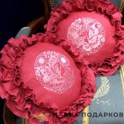 Подушки декоративные с вышивкой «Маргарита» 35 х 35 см. лен, цвет красный (2ШТ) 8_R_0 