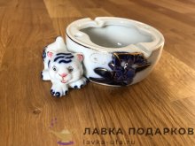 Фарфор / Фигурка года «Тигренок - пепельница» 13 х 11 х 05 см. под гжель H_2263 