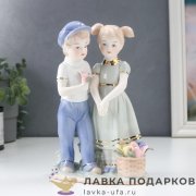 Seltmann / Фигурка «Дети с корзиной цветов» 21 х 13 см. пастель с позолотой 253.866 