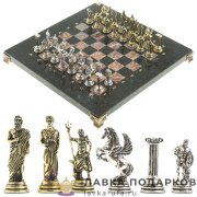 УК / Шахматы из камня  с метал. фигурами «Подвиги Геракла» 28 х 28 см. змеевик + креноид  (в кейсе) 