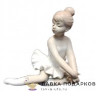 Seltmann / Статуэтка «Юная балерина в пачке - сидит» 10 х 08 см. пастель белая ХР_20 