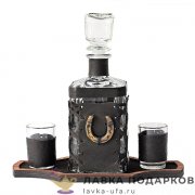 Макей / Штоф в футляре с литой подковой «На удачу» + 2 стопки (коричневый) 096_07_82 