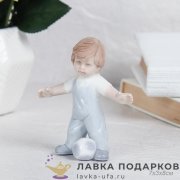 HP-Ф / Статуэтка «Малыш-Футболист» фарфор пастель высота 8 см 3х8см HP02 