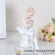 HP-Ф / Статуэтка «Юная балерина с букетом» малая 15см фарфор пастель HP-ST050 