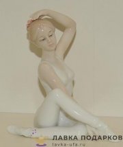 Seltmann / Статуэтка «Юная балерина с розами - танцевальное Па» 20 х 13 см. белая пастель ХР_3149 