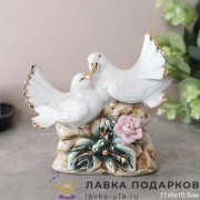 XH-Ф / Статуэтка «Голуби на ветке» малая 11х6х11см фарфор роспись символ любви XH:0755 